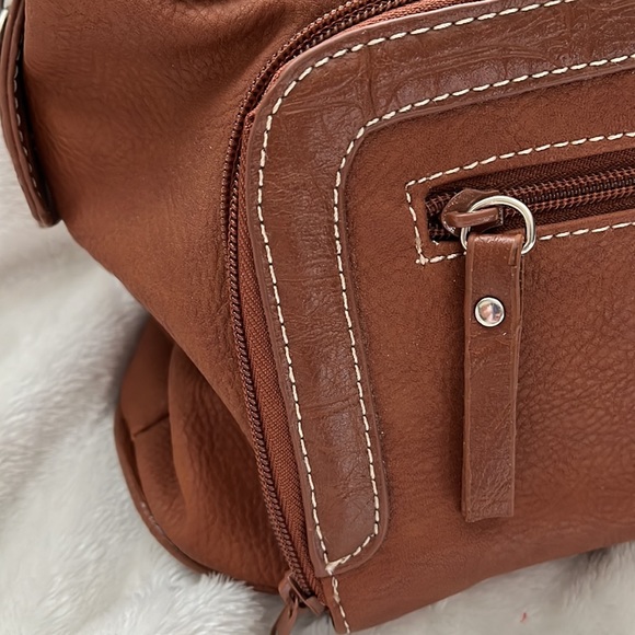 Card Holder Shoulder Bag - Picture 13 of 17